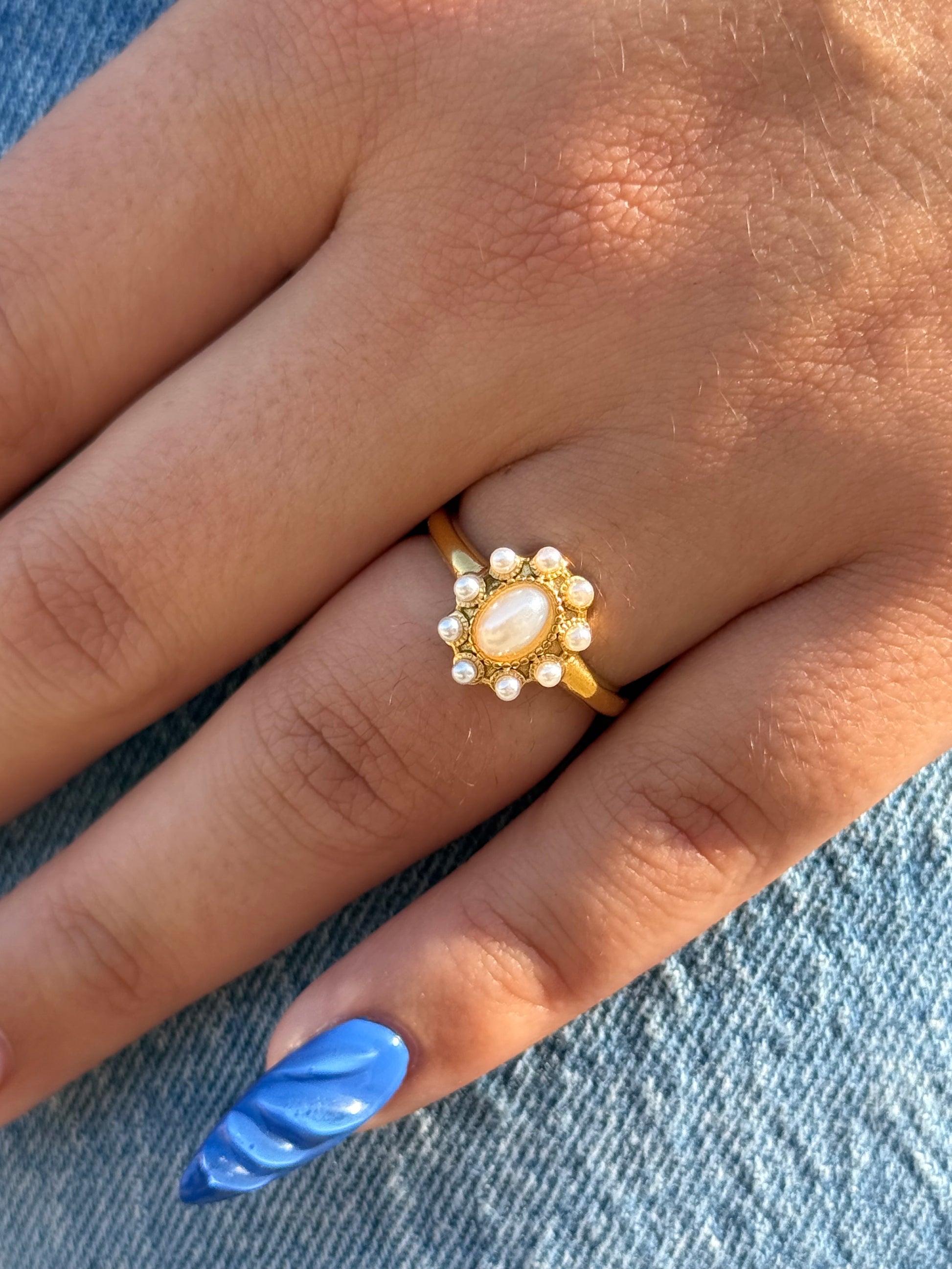 Pearly Ring
