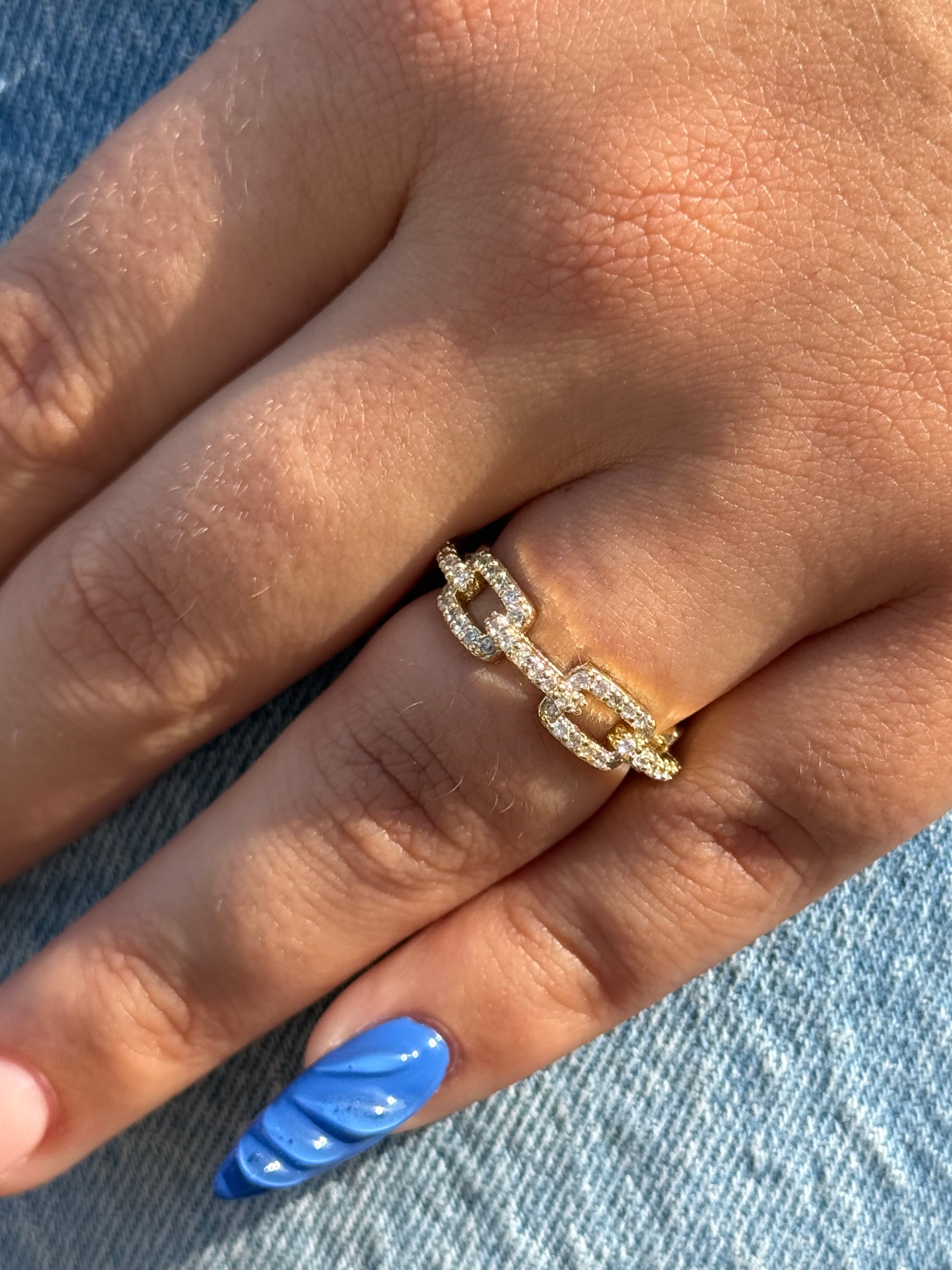 Staple Ring